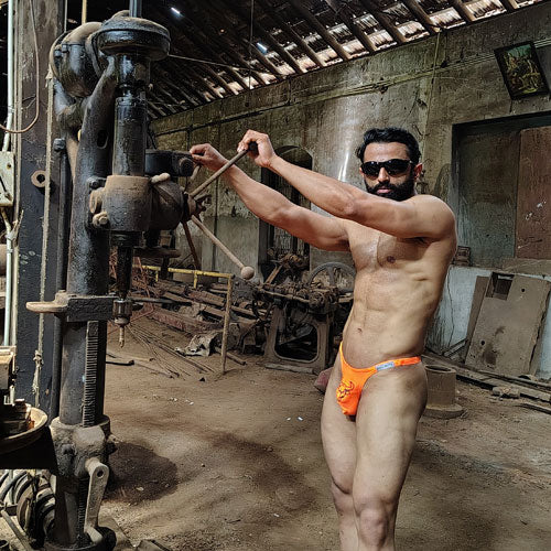 T Thong Tease - [INTIMATE WEAR]