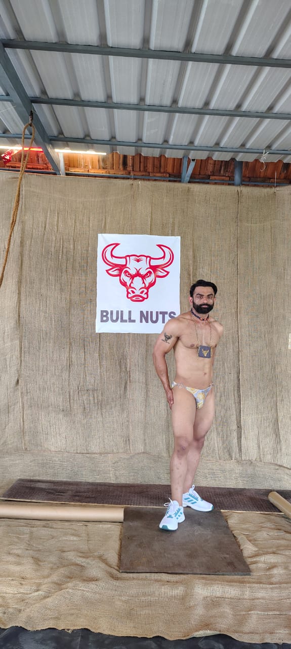 Sheen Bikini with chain  [INTIMATE WEAR]